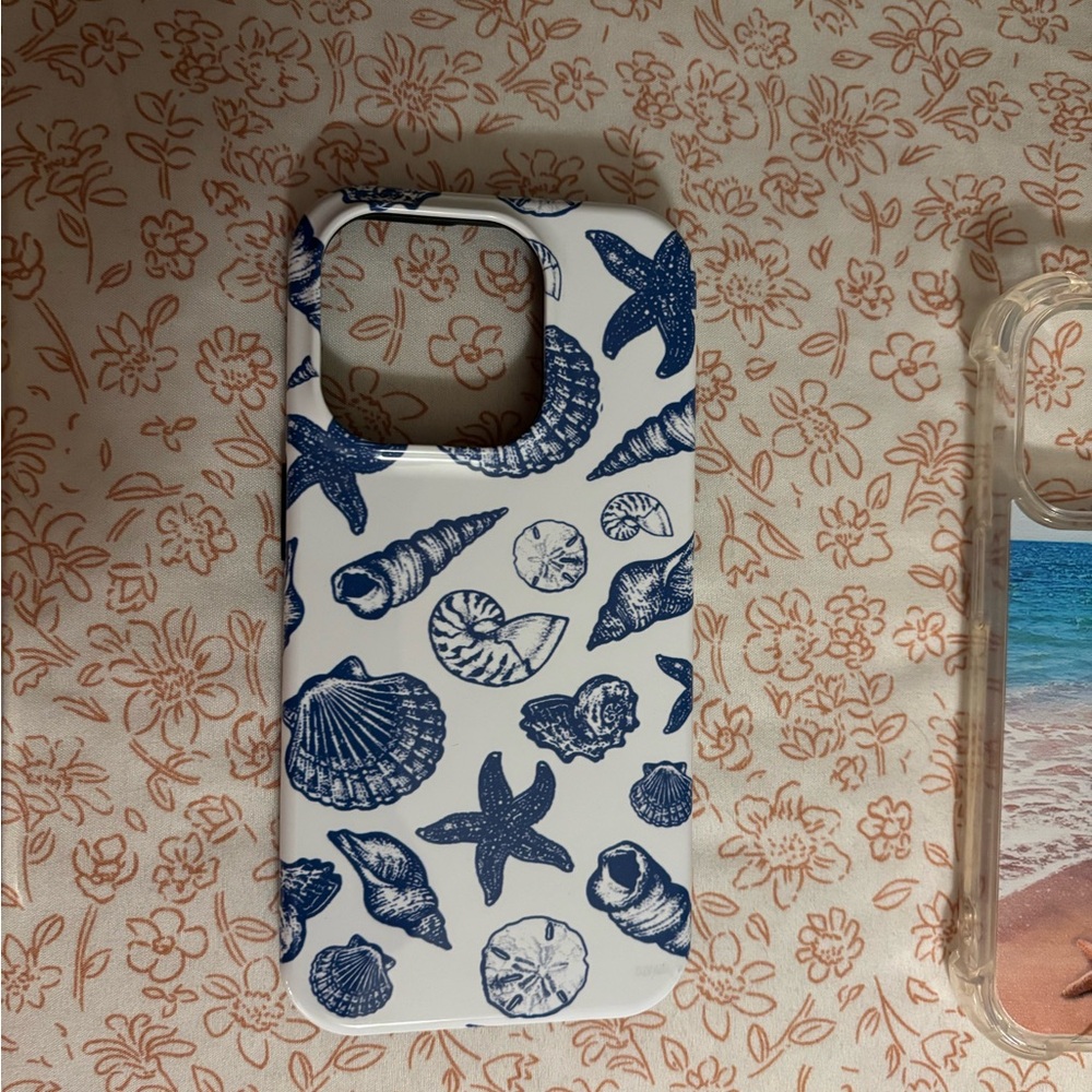 Seashell Pattern iPhone 15 pro Case